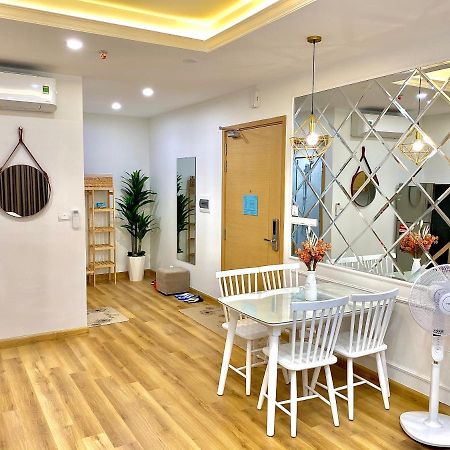 Tms - Pullman Luxury Outlet - High Floor Beach View Bed & Breakfast กวีเญิน ภายนอก รูปภาพ