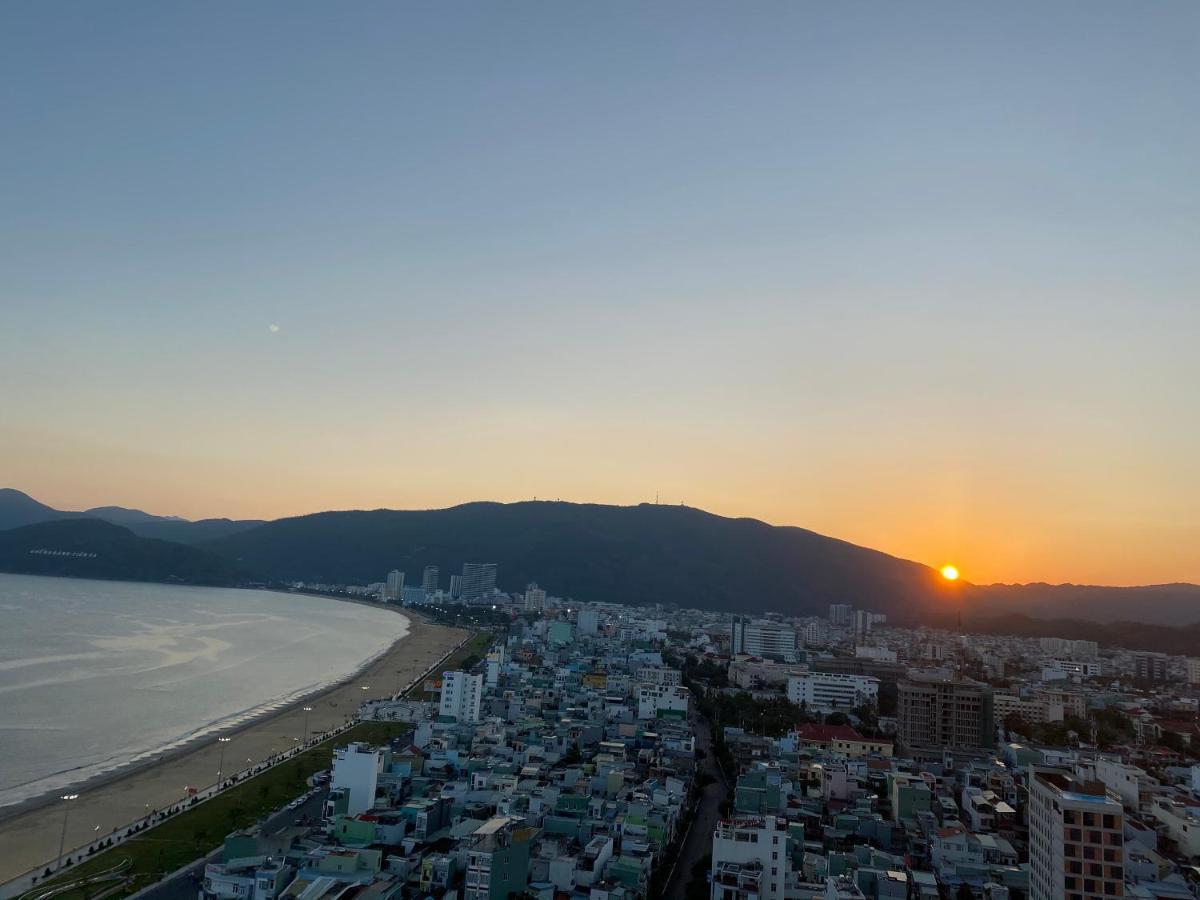 Tms - Pullman Luxury Outlet - High Floor Beach View Bed & Breakfast กวีเญิน ภายนอก รูปภาพ