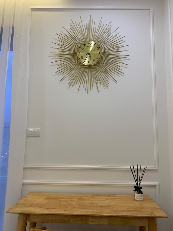 Tms - Pullman Luxury Outlet - High Floor Beach View Bed & Breakfast กวีเญิน ภายนอก รูปภาพ