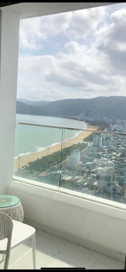 Tms - Pullman Luxury Outlet - High Floor Beach View Bed & Breakfast กวีเญิน ภายนอก รูปภาพ
